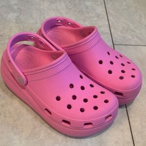 Like new Kids Pink Clogs